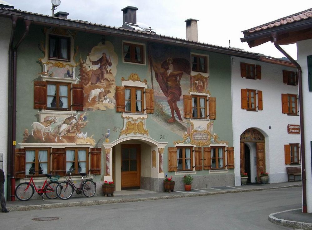 File:Mittenwald 5 - 26.05.2006.JPG - Wikimedia Commons