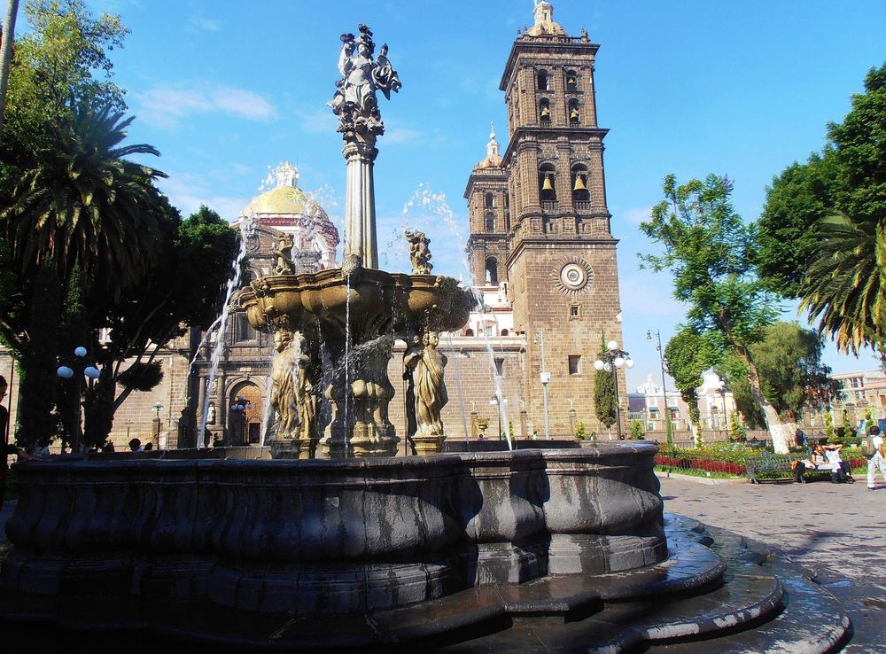File:Zocalo de Puebla.JPG - Wikimedia Commons