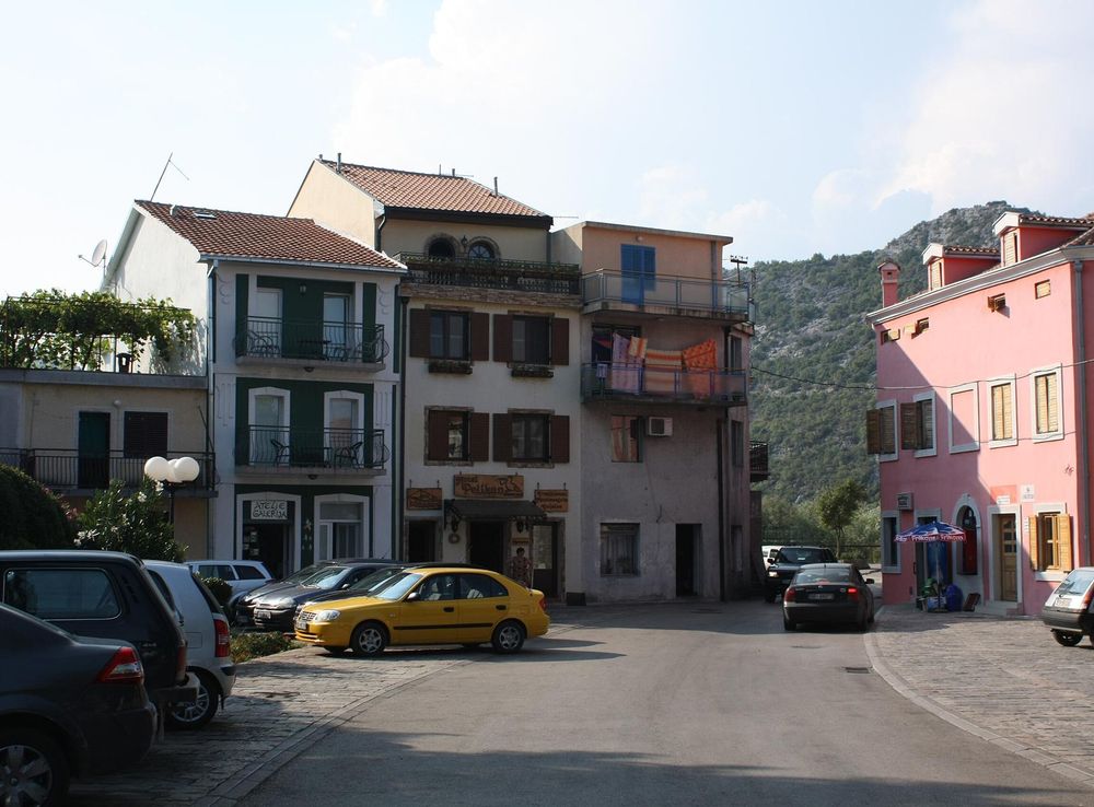 File:Virpazar, Montenegro - village centre.jpg - Wikimedia Commons