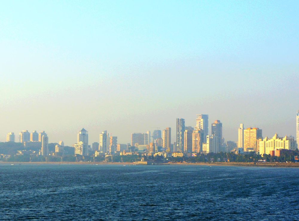 File:Mumbai Marine Drive View.jpg - Wikimedia Commons