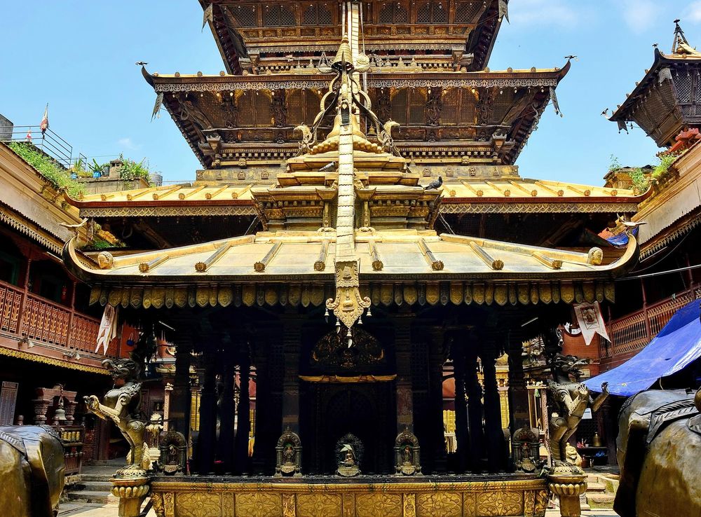 File:Golden Temple Hiryana Varna Mahabihar Patan Lalitpur Nepal Rajesh  Dhungana (5).jpg - Wikimedia Commons