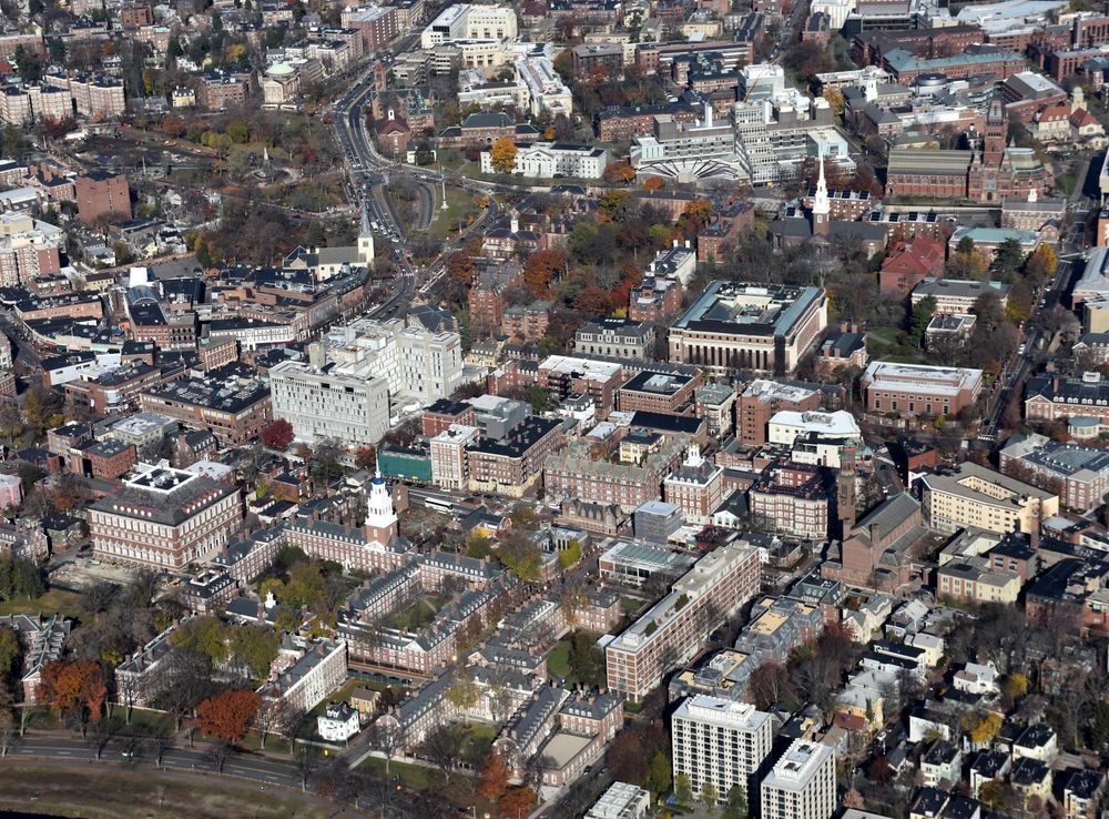 File:Harvard University main campus aerial.JPG - Wikimedia Commons