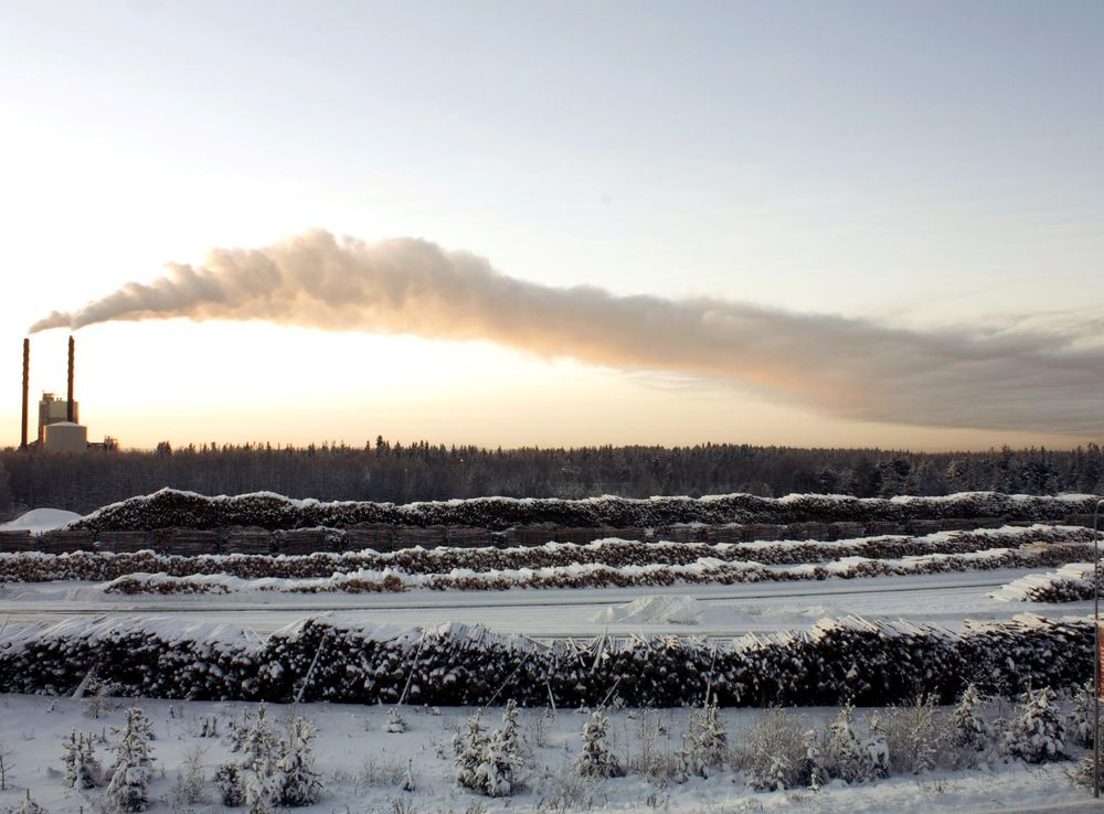 Free Images : rovaniemi, winter, finland, wood, chimney, smoke, sky, snow,  cold, trees, freezing, morning, phenomenon, dawn, tree, sunlight, cloud,  frost, sunrise, evening, ice, landscape, sunset, horizon 4078x2743 -  ghostsofviikki - 1430509 -