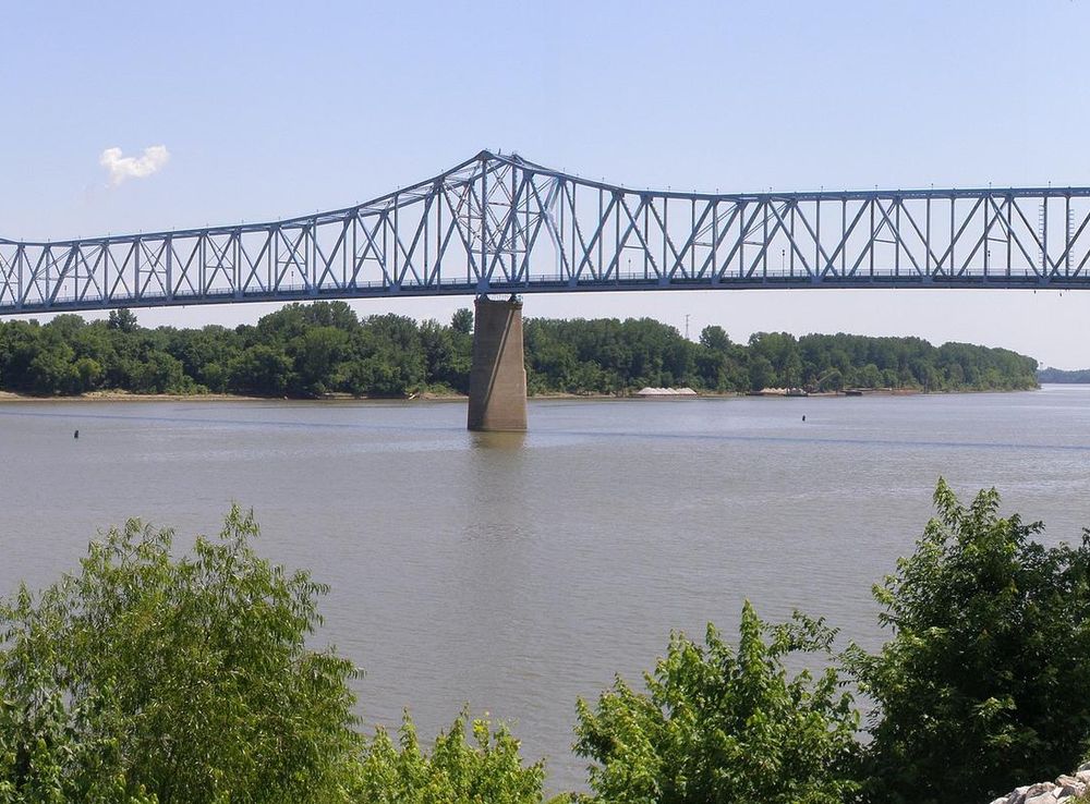 File:Clover Cary Bridge Owensboro Bridge.jpg - Wikimedia Commons