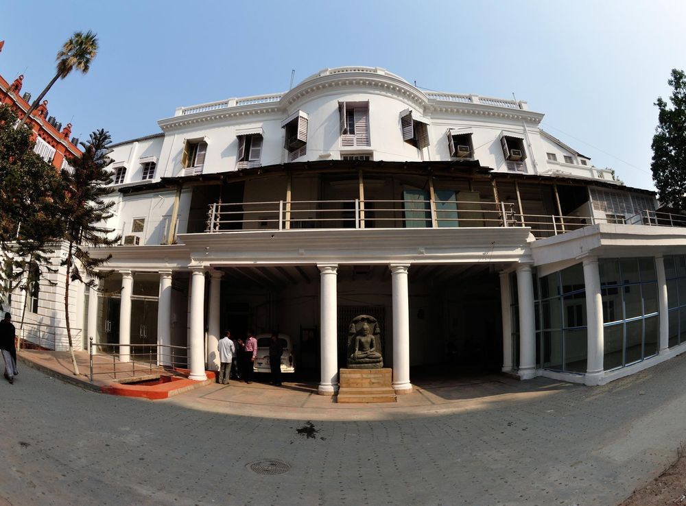 File:Administrative Building - West View - Indian Museum - Kolkata  2014-02-14 3258.JPG - Wikimedia Commons