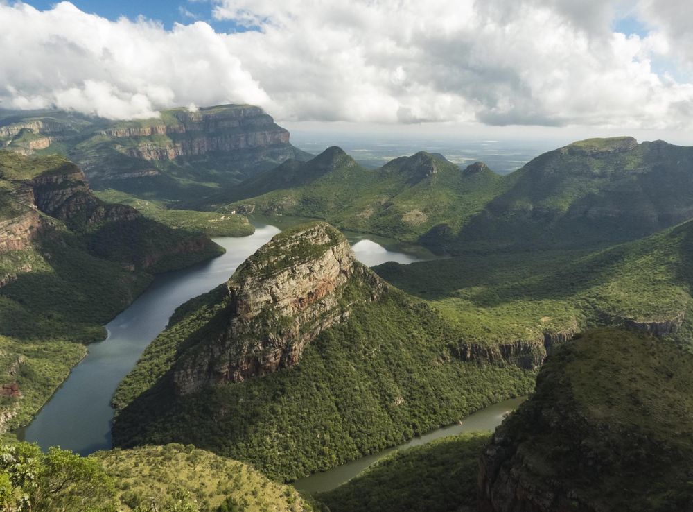 File:Blyde River Canyon (198812119).jpeg - Wikimedia Commons