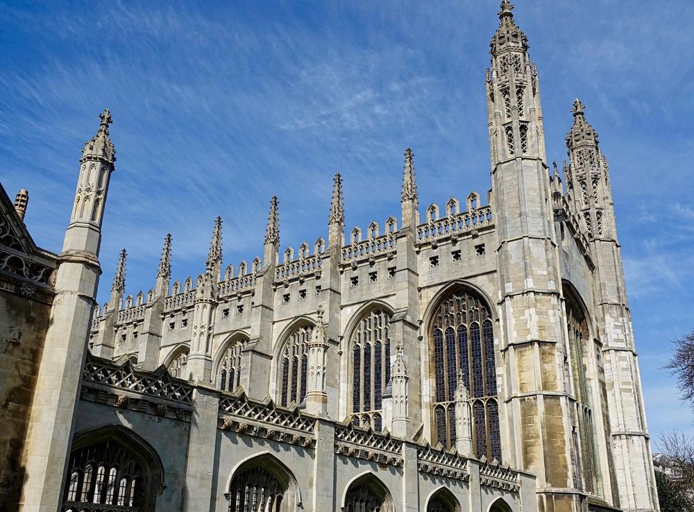 Free Images : building, palace, landmark, facade, church, cathedral,  historic, tourism, place of worship, education, england, spire, university,  cambridge, gothic architecture, tours, kings college 3648x5472 - - 657263 -  Free stock photos - PxHere