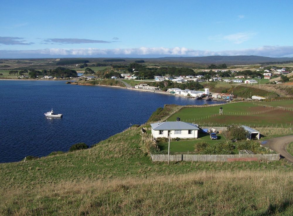 File:Chatham Island Waitangi.JPG - Wikipedia