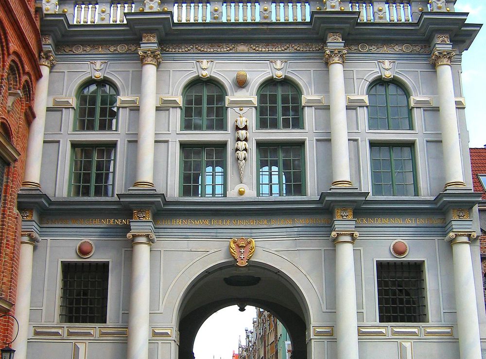 File:Golden Gate in Gdańsk.PNG - Wikimedia Commons