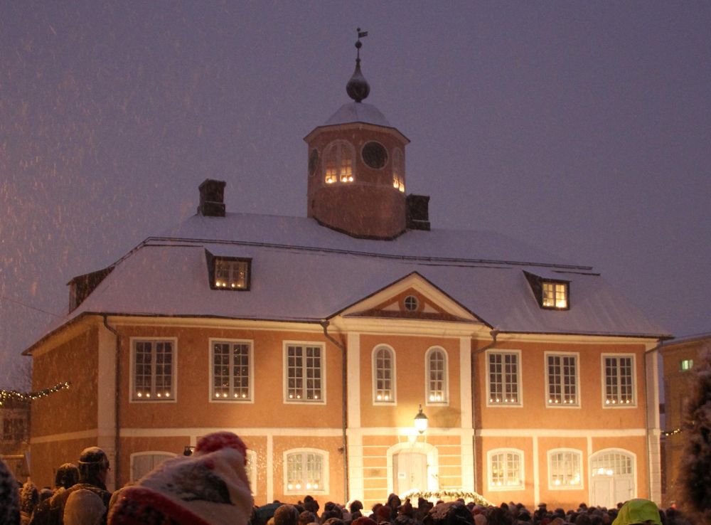 Tiedosto:Joulurauhan julistus Porvoo 2014 05.JPG – Wikipedia