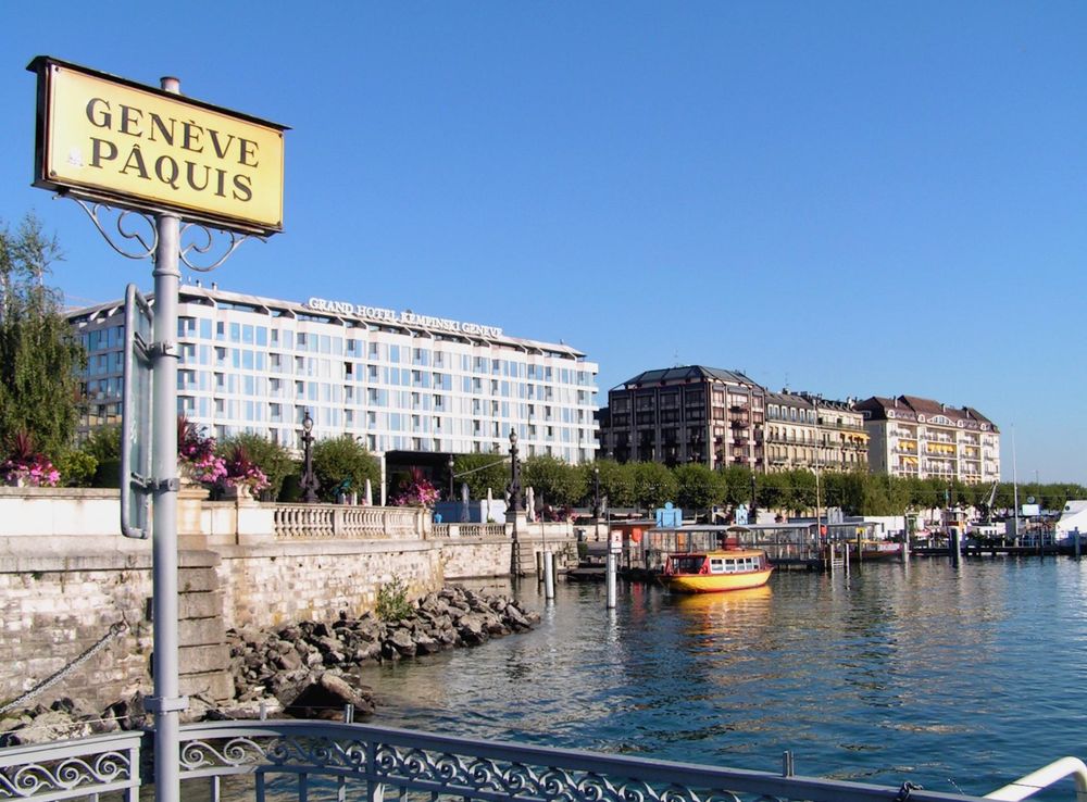 File:Geneve Quai du Mont-Blanc PICT4557.JPG - Wikimedia Commons