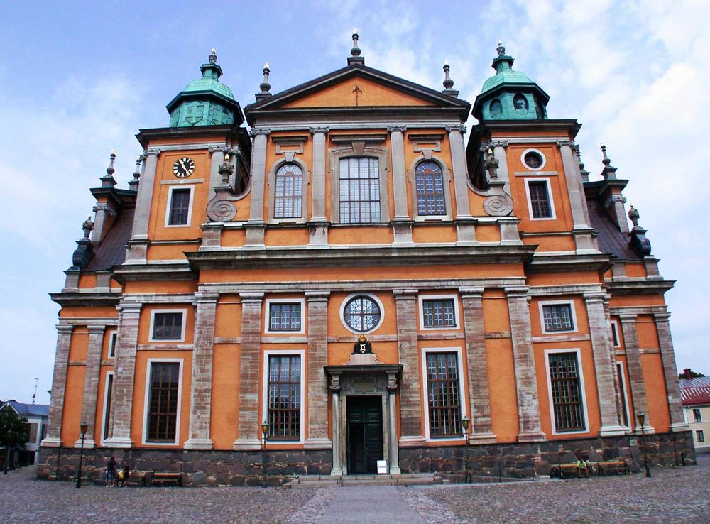 File:Kalmar cathedral Kalmar Sweden 002.JPG - Wikimedia Commons