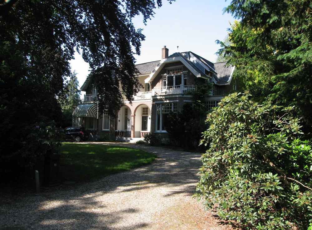 File:Lochem-haitsmamulierlaan-207949.jpg - Wikimedia Commons