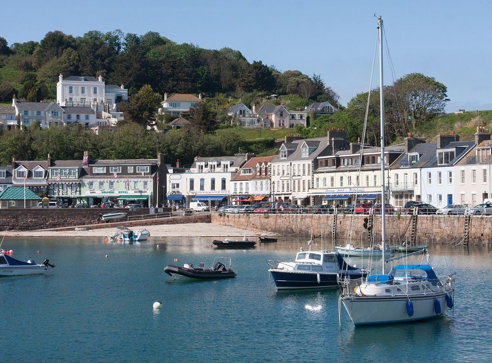 File:Gorey Harbour, St Martin, Jersey.JPG - Wikimedia Commons