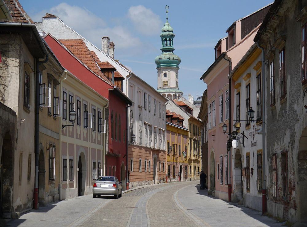 File:Sopron Altstadt 9.JPG - Wikimedia Commons