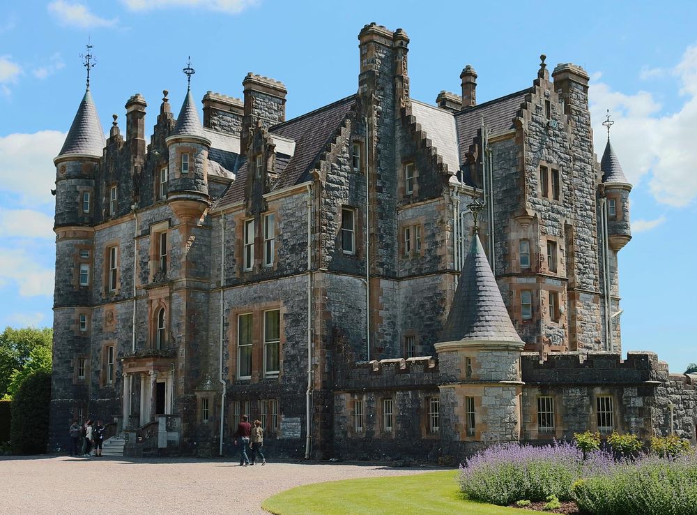 File:Blarney Castle, House & Gardens, Blarney (506735) (28480362446).jpg -  Wikimedia Commons