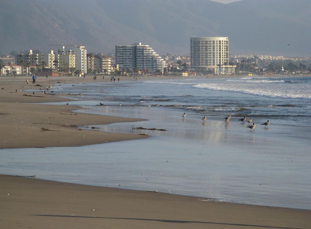 File:Playa de La Serena.jpg - Wikimedia Commons