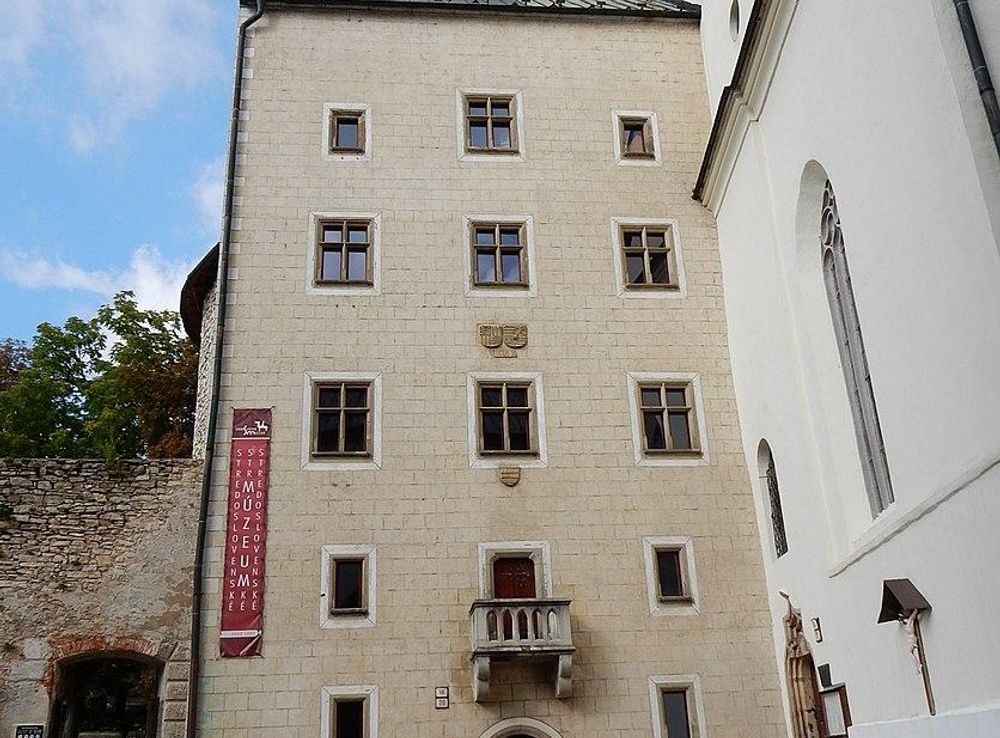 File:Banská Bystrica - Matejov dom.JPG - Wikimedia Commons