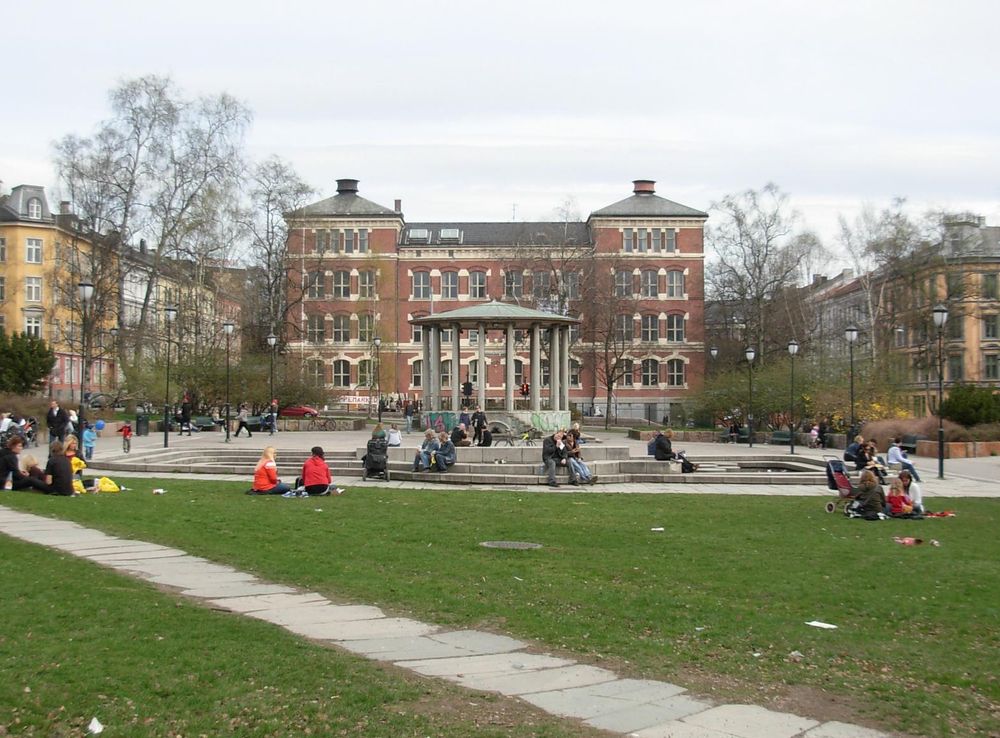 File:Birkelunden Grünerløkka skole.JPG - Wikimedia Commons