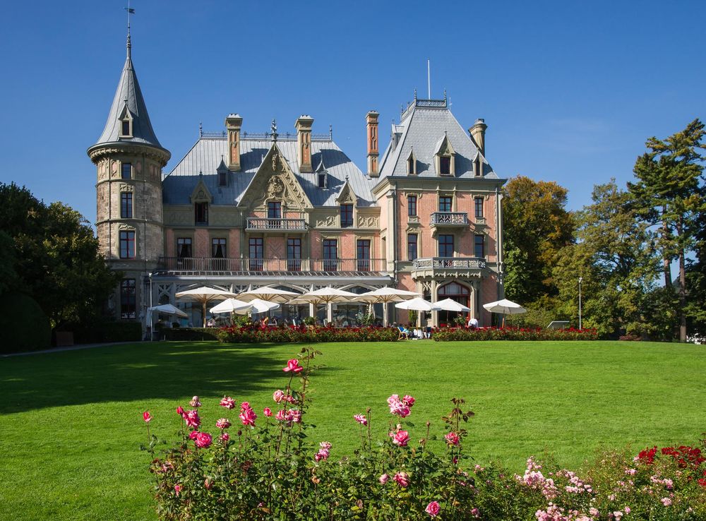 File:Schloss Schadau Thun 01.jpg - Wikimedia Commons