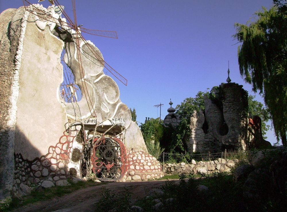 Archivo:Frente del Castillo de Dionisio Aizcorbi. Obra realizada por  él..JPG - Wikipedia, la enciclopedia libre