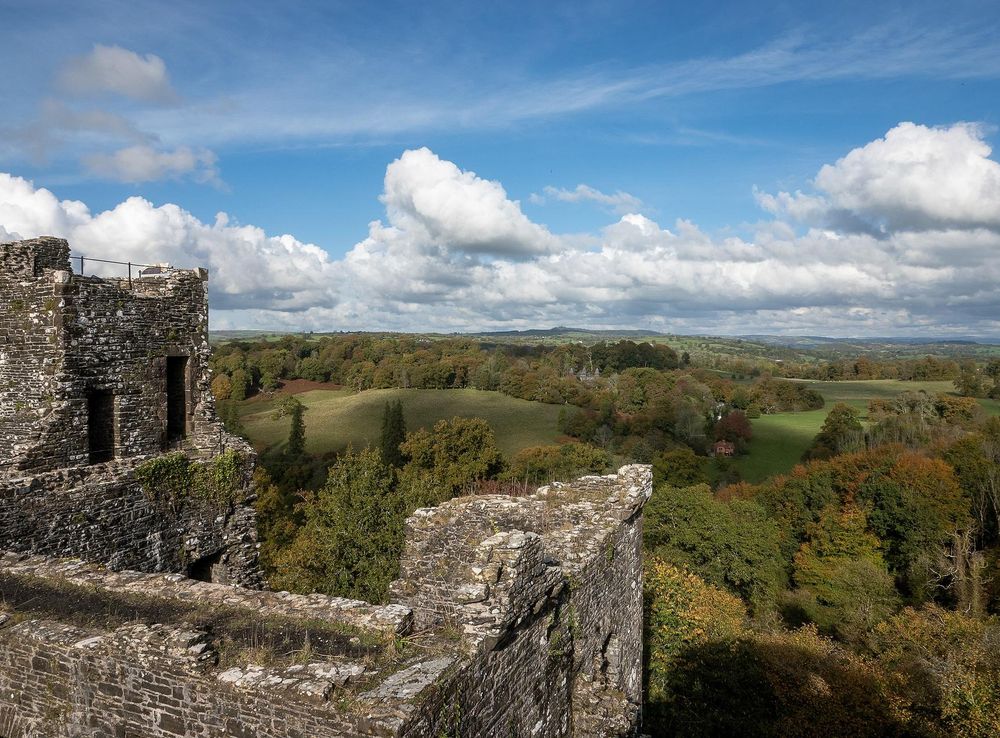File:Dinefwr Castle - 52458101049.jpg - Wikimedia Commons