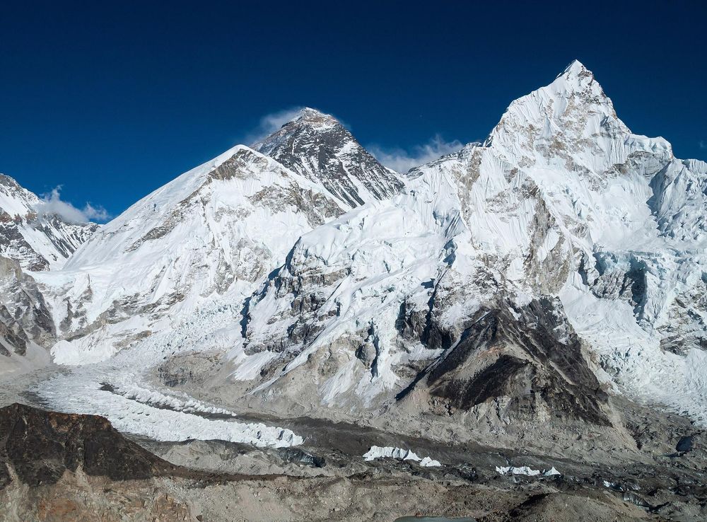 File:Everest, Nuptse, Khumbu Glacier, Nepal, Himalayas.jpg - Wikipedia