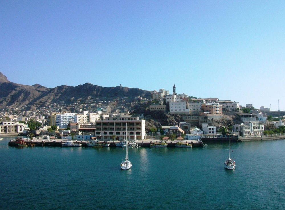 File:Aden, Yemen Port.jpg - Wikimedia Commons