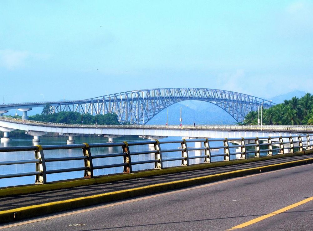File:San Juanico Bridge 2.JPG - Wikimedia Commons