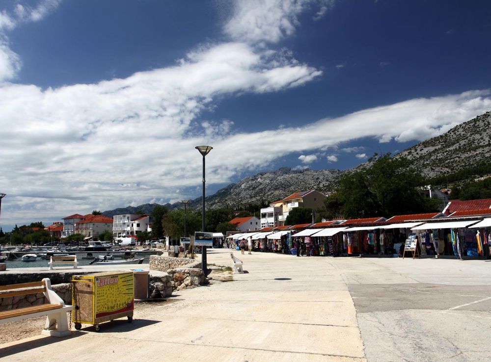 File:Starigrad-Paklenica in 2014 (4).JPG - Wikimedia Commons