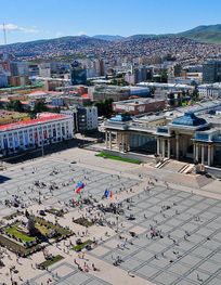 File:Chinggis Square.jpg - Wikimedia ...
