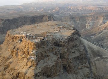 File:Aerial view of Masada (Israel) 01.jpg - Wikimedia Commons
