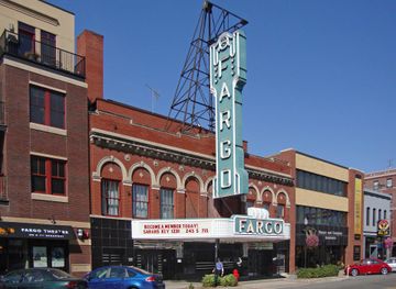 File:Fargo Theatre - Fargo.jpg ...