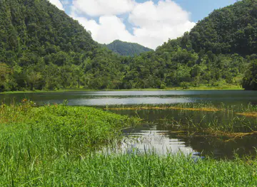 File:Lac dzialandze.JPG - Wikimedia Commons