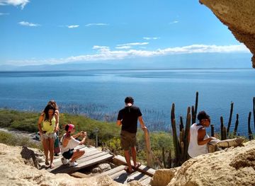 File:Lake Enriquillo Dominican Republic 2.jpg - Wikimedia Commons