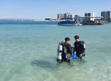 Destin