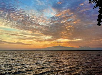 File:Mount Cameroon from douala Cameroon.jpg - Wikimedia Commons
