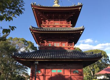 Buzen