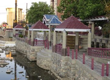 Riverwalk District