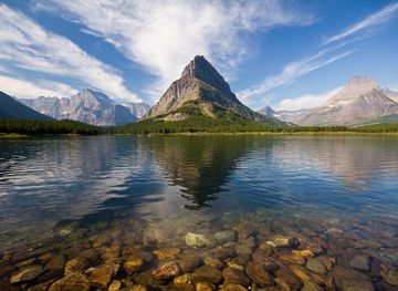 File:Grinnell Point and Swiftcurrent Lake in Glacier National Park, Montana,  U.S.A.jpg - Wikimedia Commons