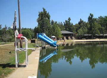 File:Crowleys Ridge State Park Lake Ponder Trail Paragould AR 15.jpg -  Wikimedia Commons