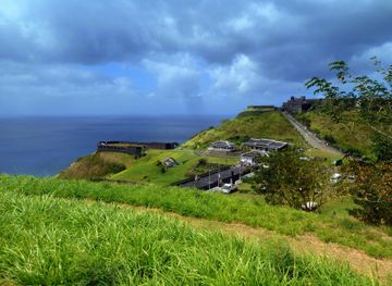 File:Karibik, St. Kitts - Brimstone Hill Fortress National Park - UNESCO  World Heritage Site - panoramio (1).jpg - Wikimedia Commons