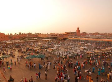 File:Maroc Marrakech Jemaa-el-Fna Luc Viatour.JPG - Wikimedia Commons