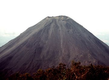 File:CERRO VERDE NATIONAL PARK, EL SALVADOR.jpg - Wikimedia Commons