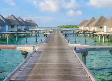 Thulusdhoo Island