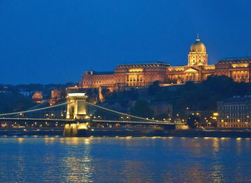 File:View of Buda Castle from the Danube River, 2012 Budapest  (8082265289).jpg - Wikimedia Commons