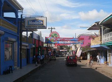 File:Bluefields street.JPG - Wikimedia Commons