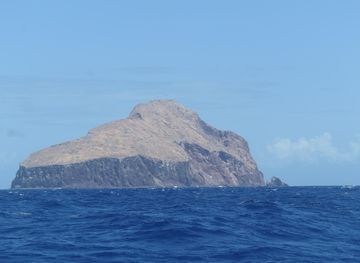 Soubor:Redonda by sea 1, 2023.jpg – Wikipedie