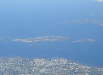 File:Herm, Sark and Jethou.jpg - Wikimedia Commons