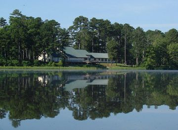 File:The Sam D. Hamilton Noxubee National Wildlife Refuge Visitor Center  (6882772889).jpg - Wikimedia Commons